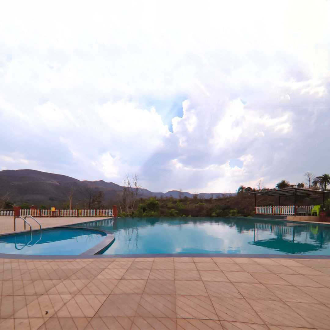 swimming pool resort near pune